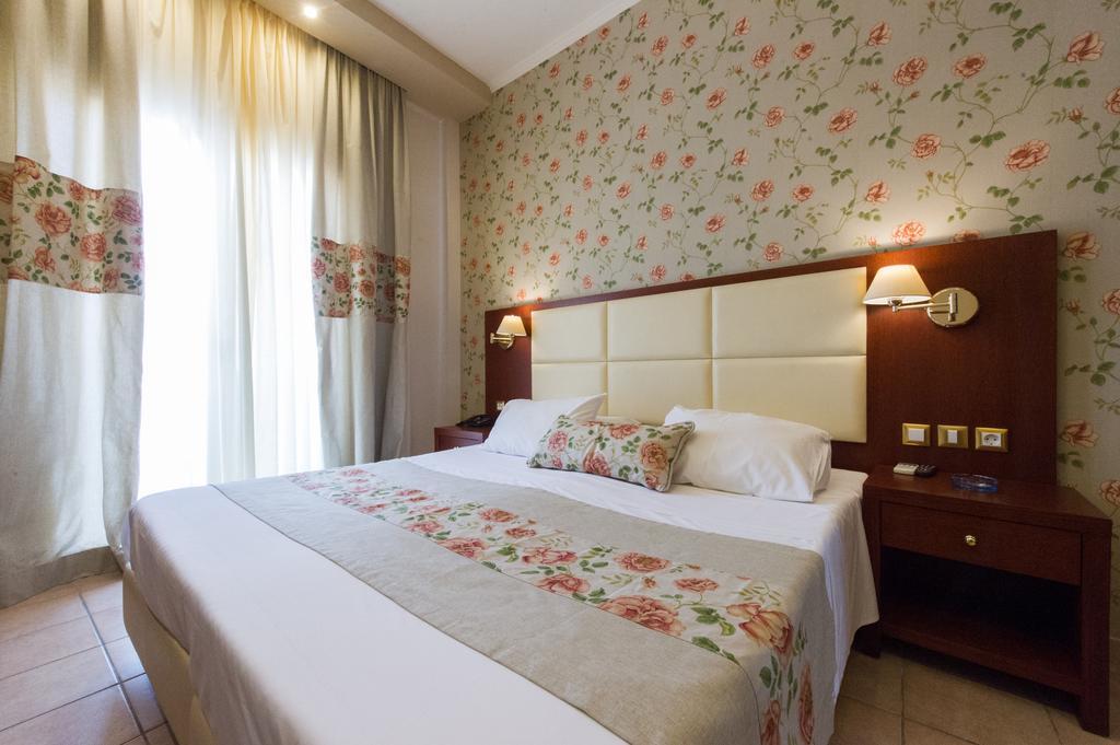 Olympic Hotel Parga Pokoj fotografie