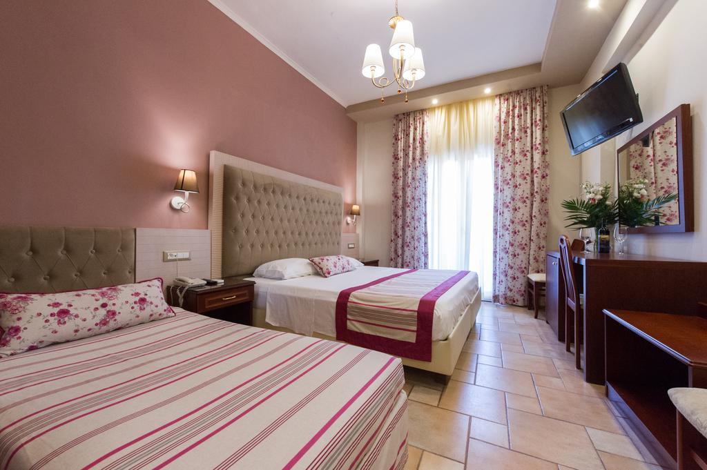 Olympic Hotel Parga Pokoj fotografie
